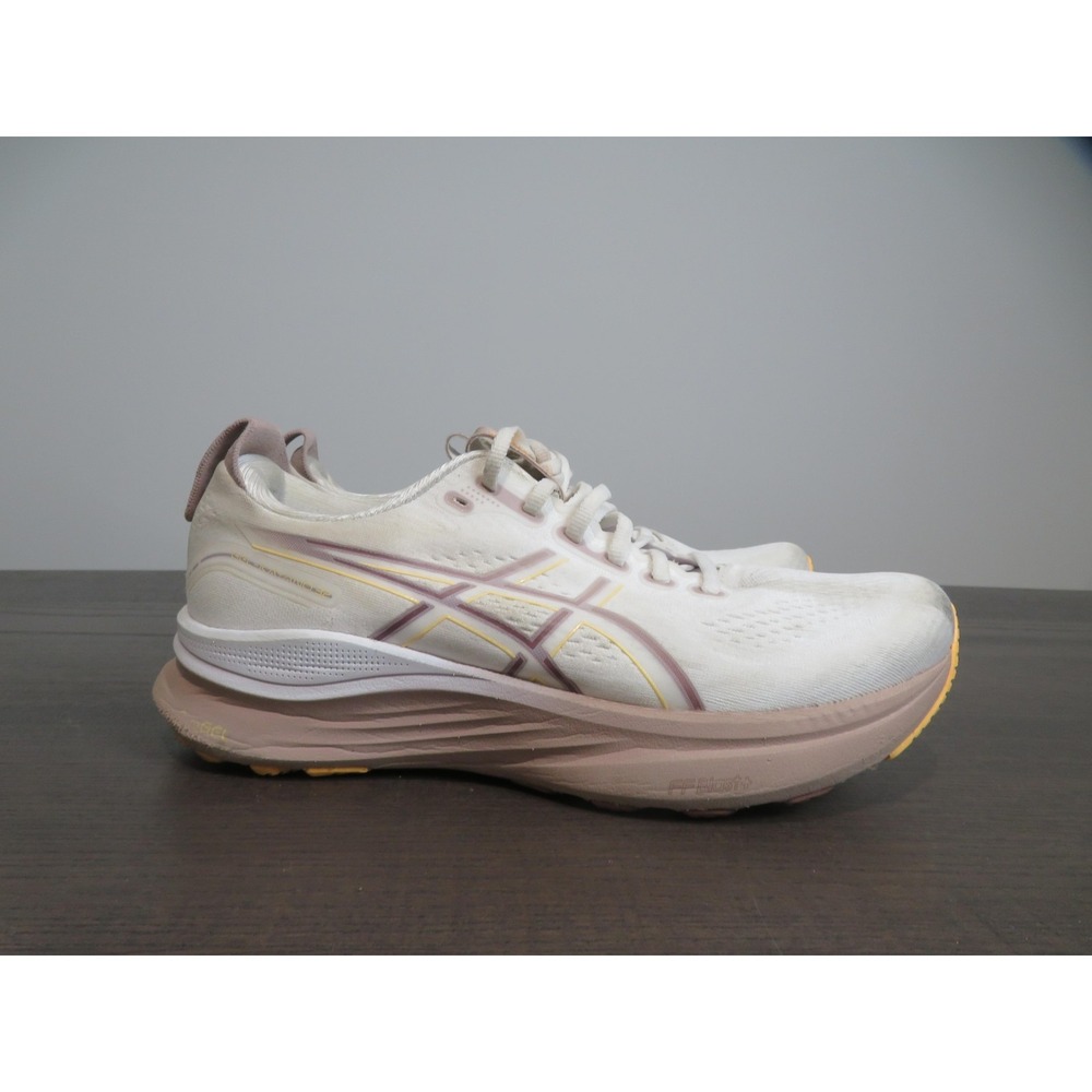 Asics GEL-Kayano 32 Running Shoes Womens Size 10 White Sneakers 1012B920 Walking